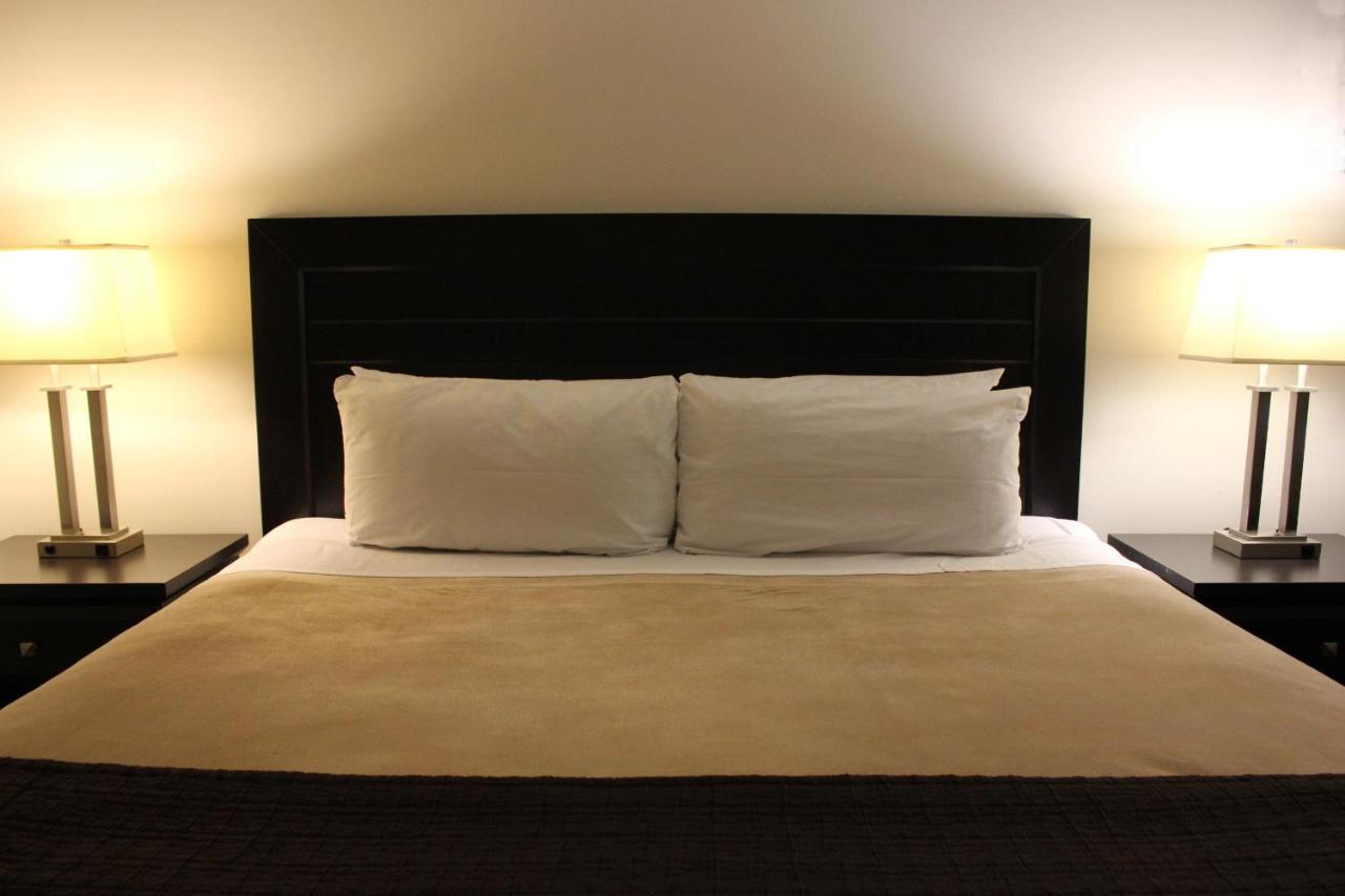 Coronet Hotel 프린스알버트 외부 사진