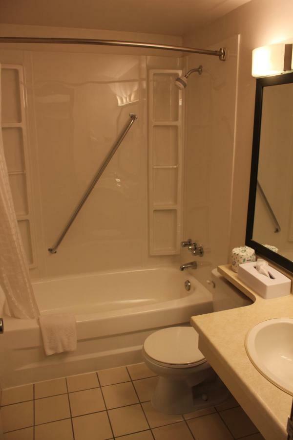 Coronet Hotel 프린스알버트 외부 사진
